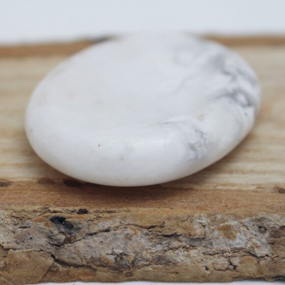 White Howlite Pocket Worry Stone - Picture 4 of 12